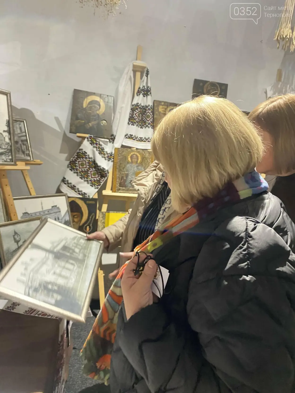 Віктор Ющенко зацікавився тернопільськими артбуками на Global Culture Forum Віктор Ющенко зацікавився тернопільськими артбуками на Global Culture Forum
