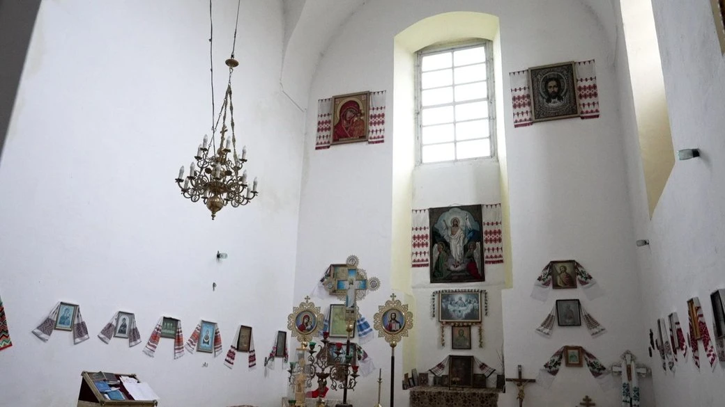На Тернопільщині зберігся храм, де в радянські часи діяв райвідділ НКВС На Тернопільщині зберігся храм, де в радянські часи діяв райвідділ НКВС