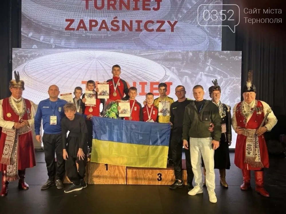 Тернопільські борці вибороли медалі на міжнародному турнірі в Кракові Тернопільські борці вибороли медалі на міжнародному турнірі в Кракові