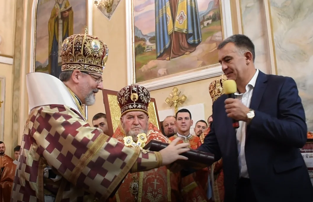 Блаженніший Святослав відвідав Бучач, очоливши святкову літургію Блаженніший Святослав відвідав Бучач, очоливши святкову літургію