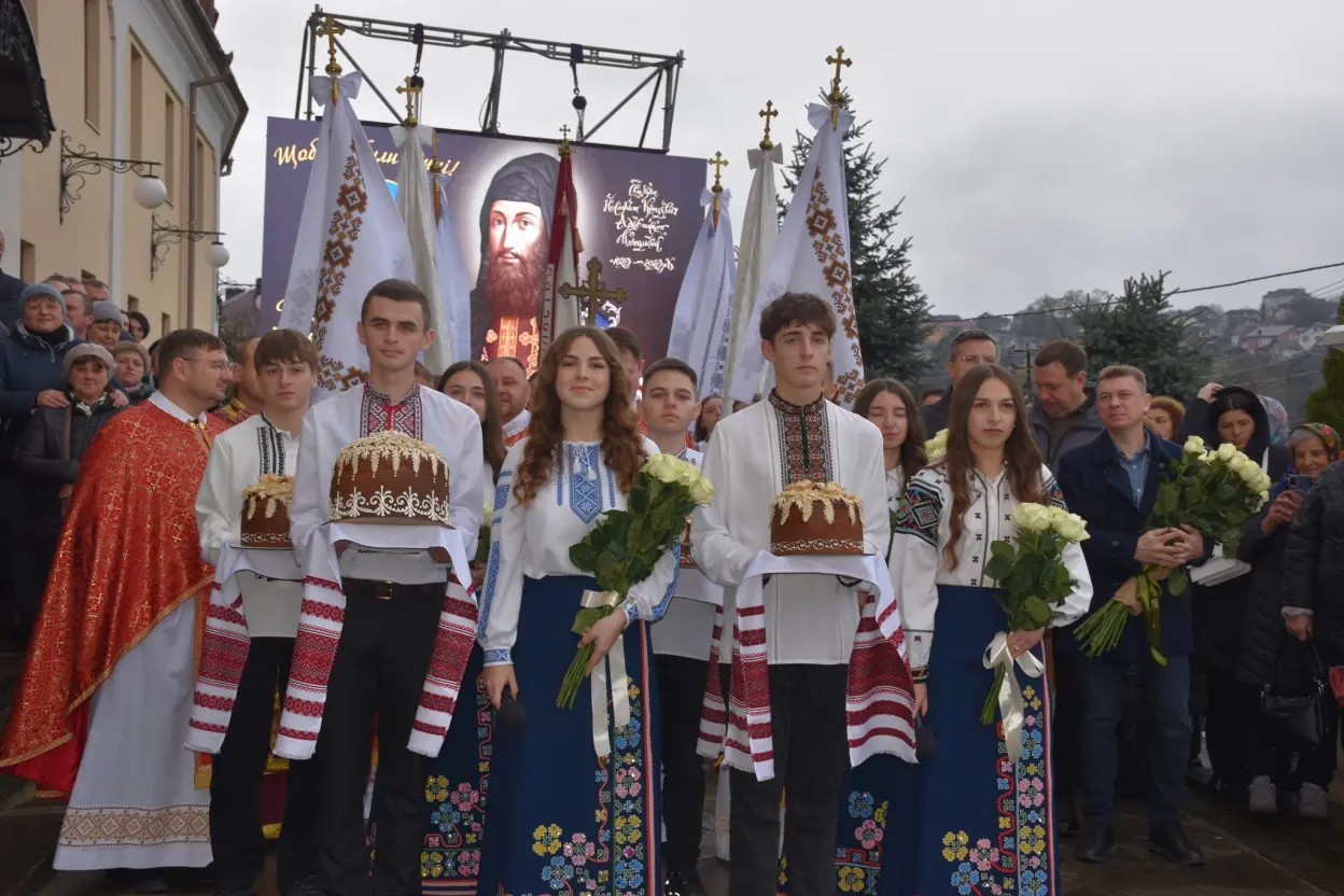 Блаженніший Святослав відвідав Бучач, очоливши святкову літургію Блаженніший Святослав відвідав Бучач, очоливши святкову літургію