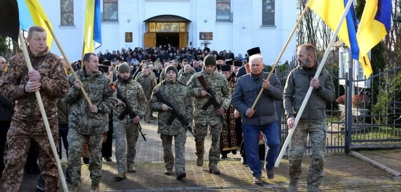 На Тернопільщині відбулося прощання з Героєм України Володимиром Сотником