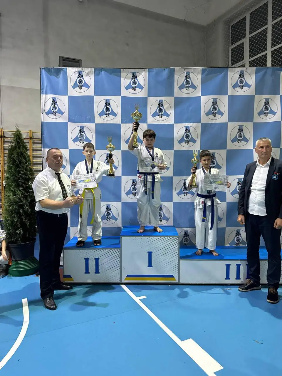 Тернопільські спортсмени успішно виступили на чемпіонаті України з кіокушин-кан у Мукачеві