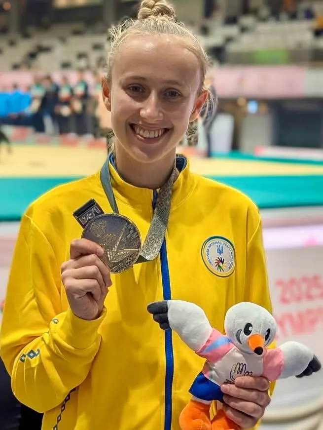Тернопільські дзюдоїстки здобули золото на Дефлімпійських іграх у Токіо Тернопільські дзюдоїстки здобули золото на Дефлімпійських іграх у Токіо