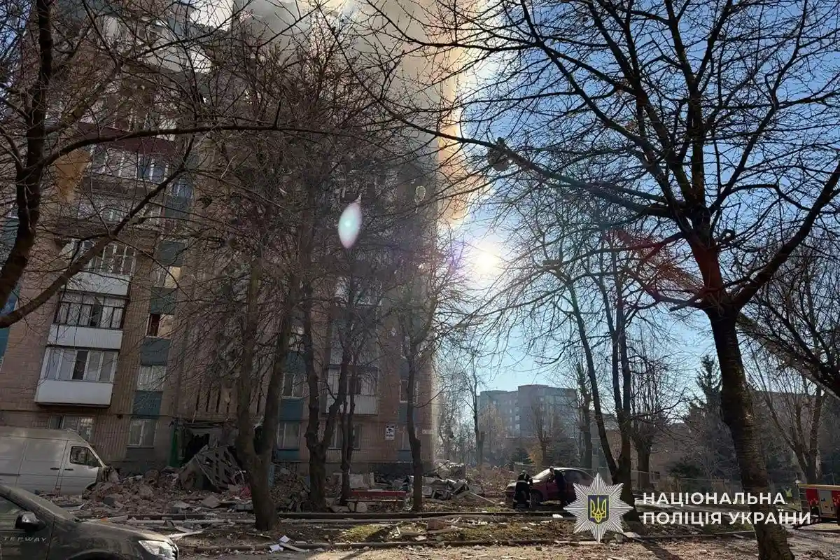 У Тернополі підтвердили 21 загиблого та масштабні руйнування житла після ракетної атаки