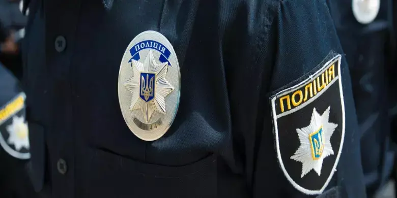На Тернопільщині жінка втратила майже 100 000 грн після дзвінка псевдобанкіра