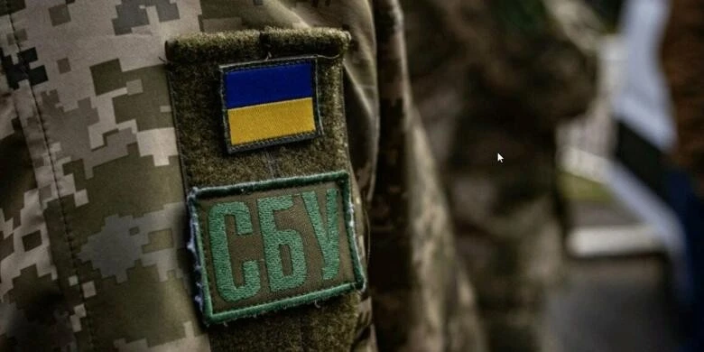 У Тернополі суд оштрафував чоловіка, який видавав себе за співробітника СБУ