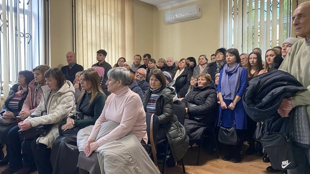 Суд на Рівненщині залишив під вартою чоловіка, який вимагав альтернативну службу через віру