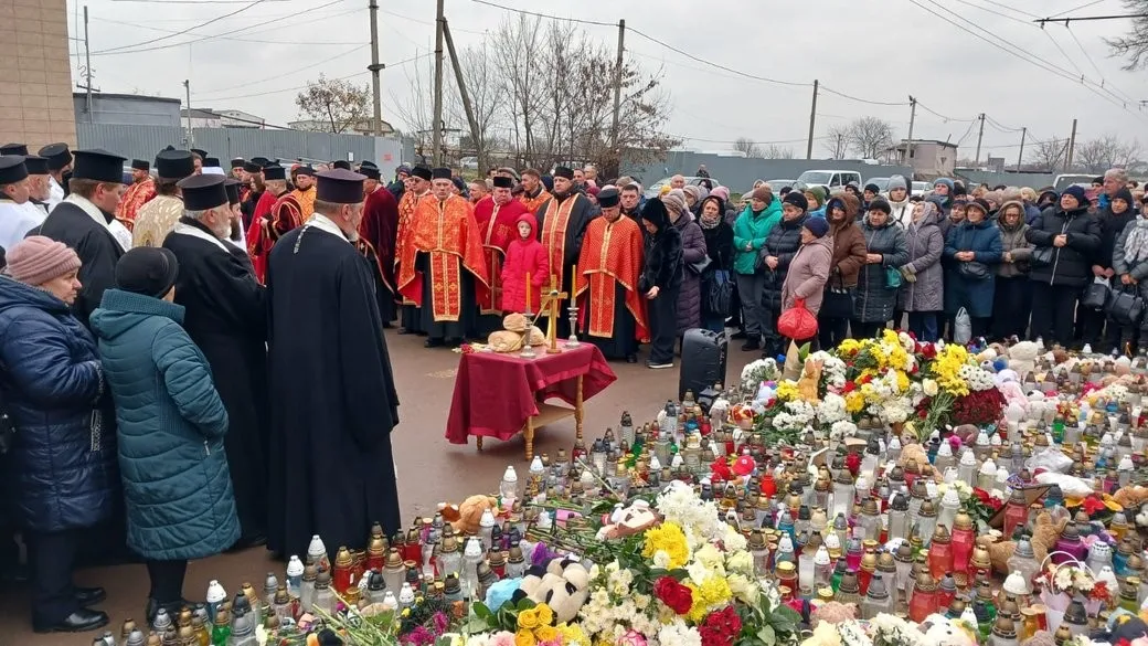 У Тернополі відправили панахиди за загиблими внаслідок ракетної атаки РФ