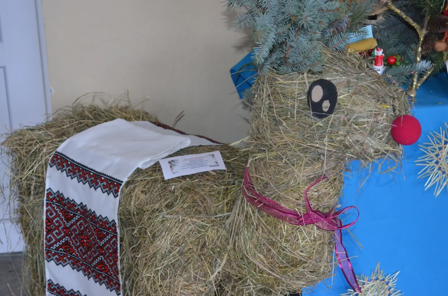У школах Білобожницької громади з’явилися святкові букети замість ялинок
