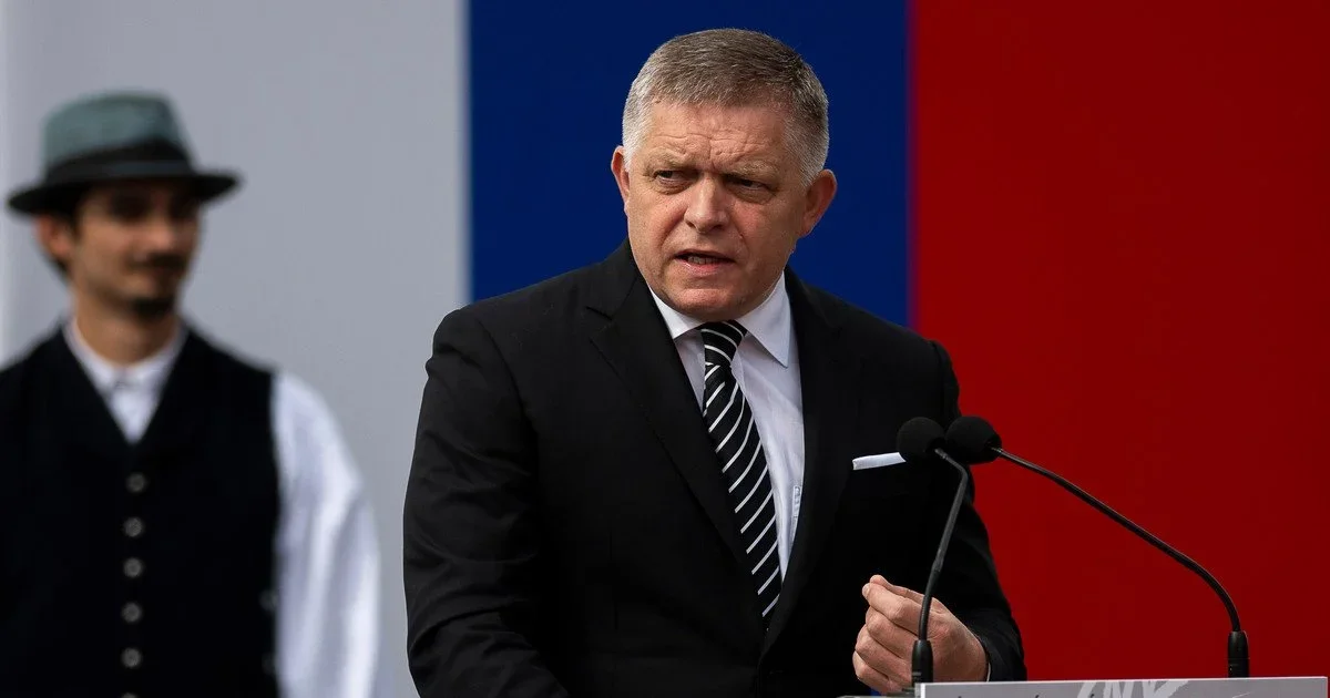 Словаччина ставить межу: Фіцо відмовляється підтримати фінансування оборонних потреб України