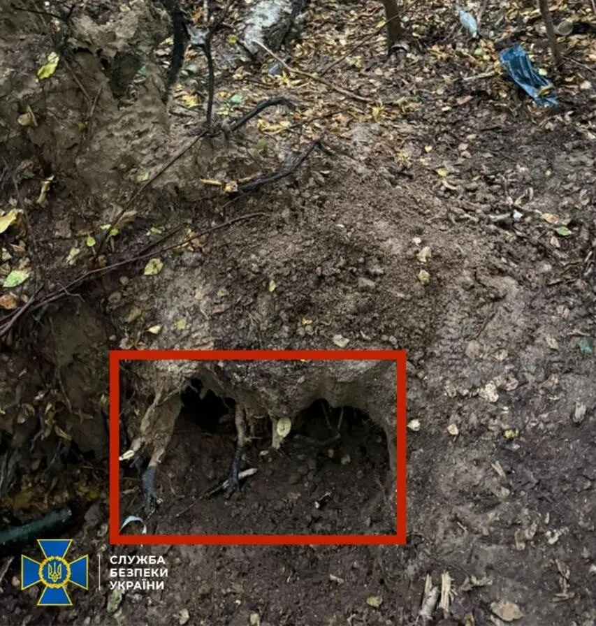 СБУ знайшла пістолет із глушником, яким убили Андрія Парубія СБУ знайшла пістолет із глушником, яким убили Андрія Парубія
