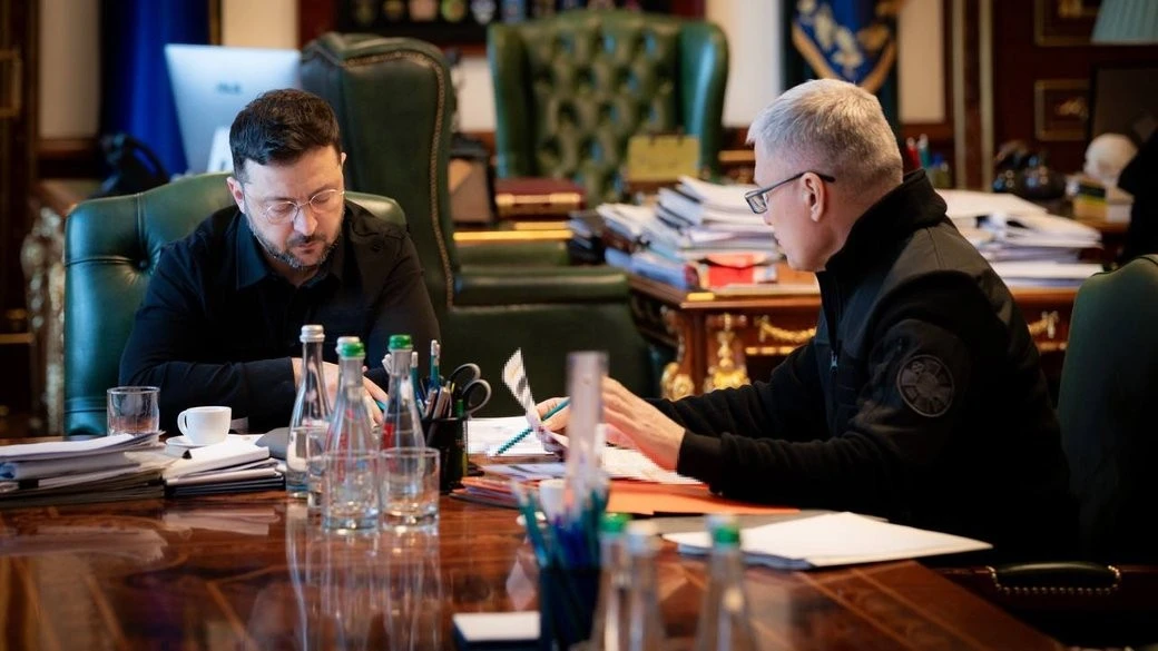 Космічна розвідка і війна: Зеленський заявив про небезпечні кореляції між Китаєм і ударами РФ