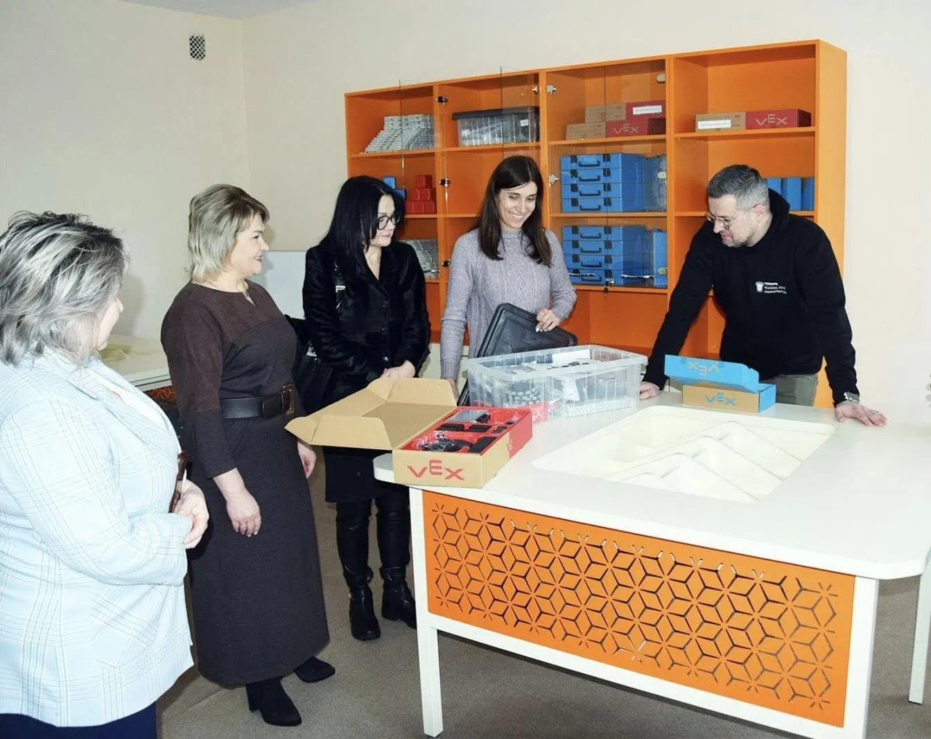 Тернопільські школи отримали понад 22 млн грн на сучасні STEM-лабораторії Тернопільські школи отримали понад 22 млн грн на сучасні STEM-лабораторії