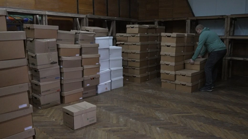 Канадська діаспора поповнила тернопільський музей 16,5 тисячами видань