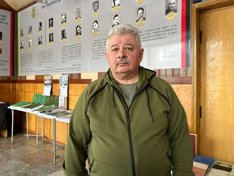 Тернопільський музей отримав унікальну колекцію книг від української діаспори Канади
