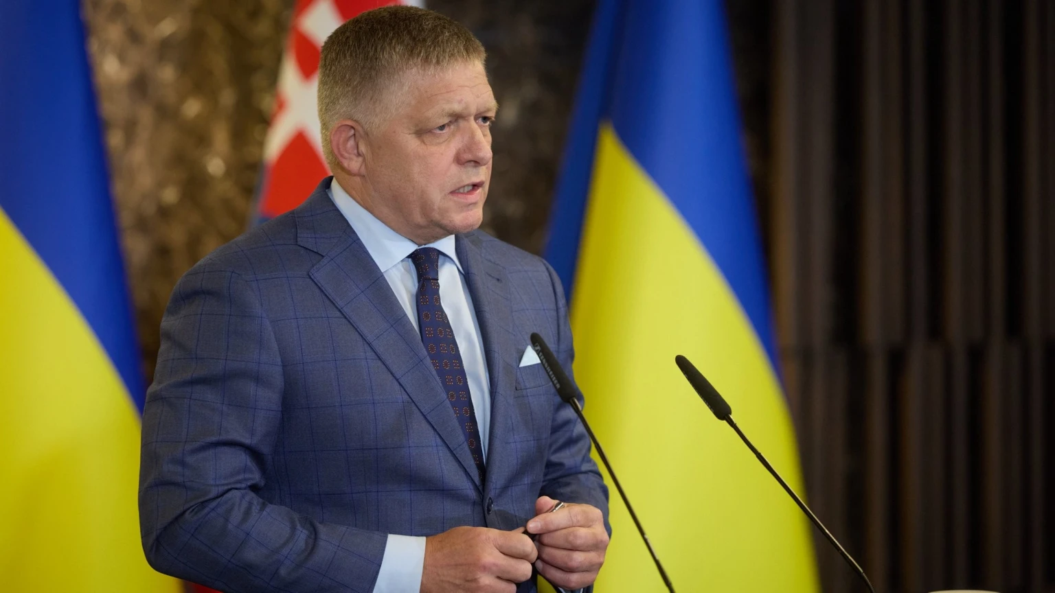 Словаччина оголосила про припинення військової підтримки України