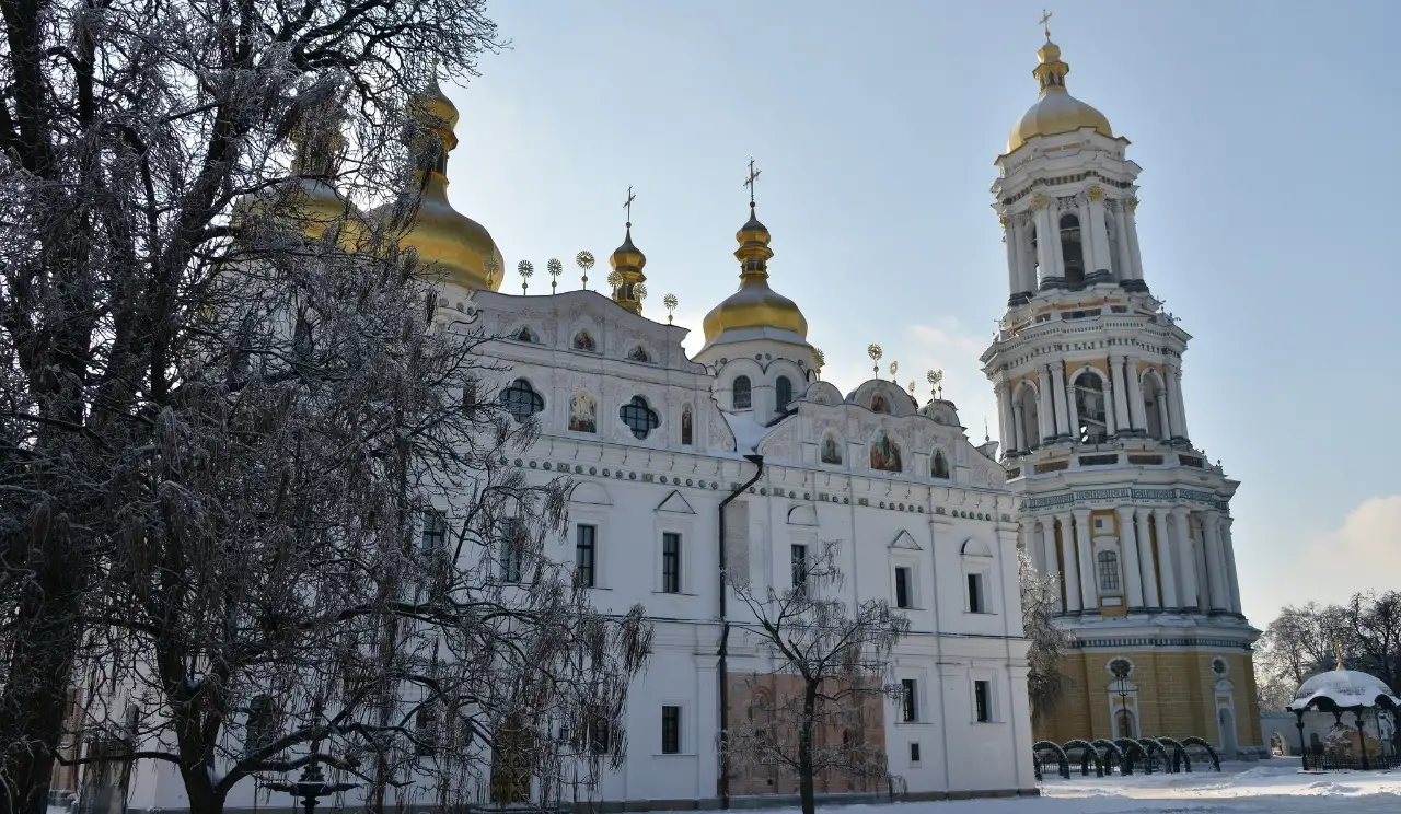 Верхня лавра знову приймає відвідувачів після тижневої паузи та ворожого обстрілу