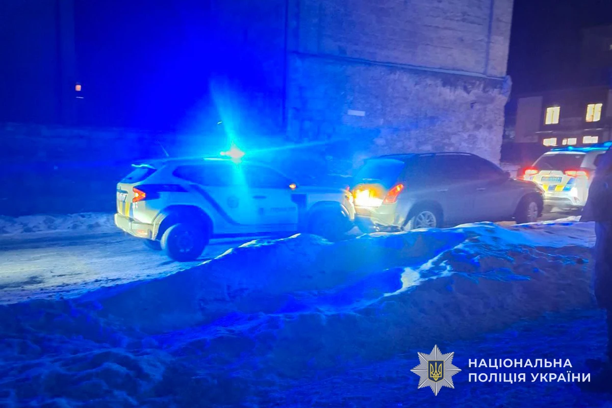 Погоня у Бережанах: працівник ТЦК на «євроблясі» протаранив поліцейське авто