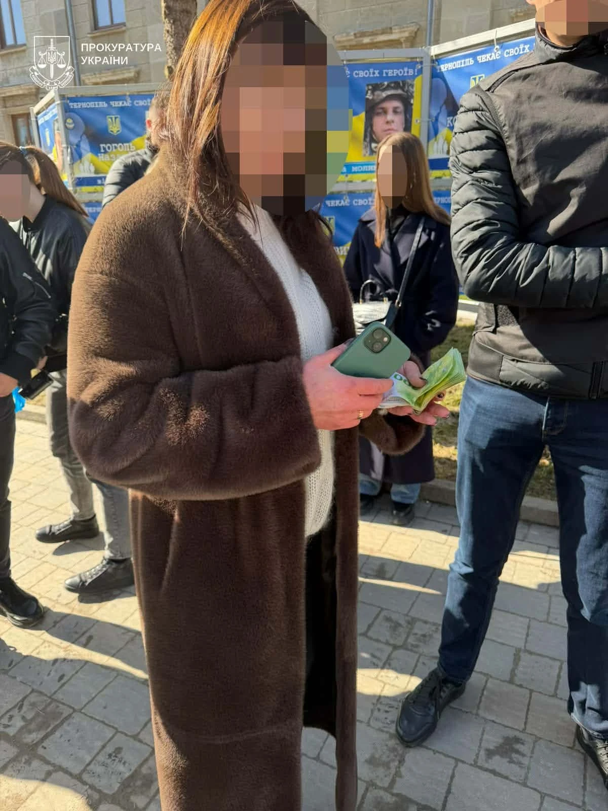 На Тернопільщині викрили юристку на схемі «вирішення питань» із ТЦК за 2560 євро