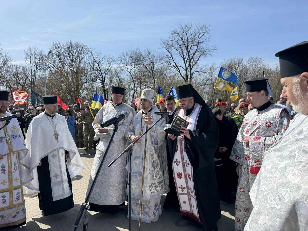 Вічність у камені: у Тернополі вшанували пам’ять 70 полеглих воїнів 35-го батальйону