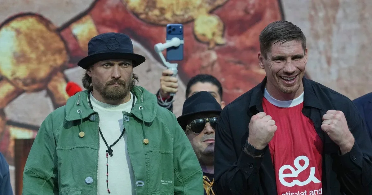 Історична дуель біля пірамід: Олександр Усик захищатиме пояс WBC проти Ріко Верховена