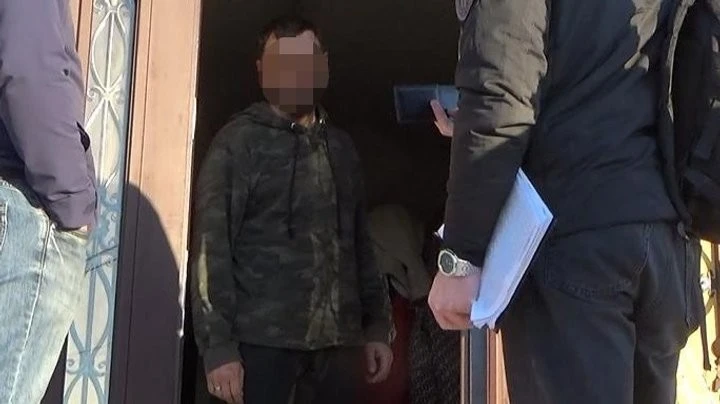 Посадовця на Тернопільщині викрили у відчуженні оборонних земель