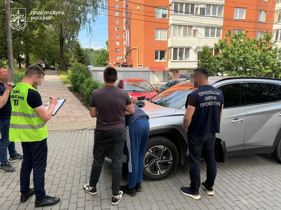 У Тернополі викрили організатора нелегального виїзду за кордон