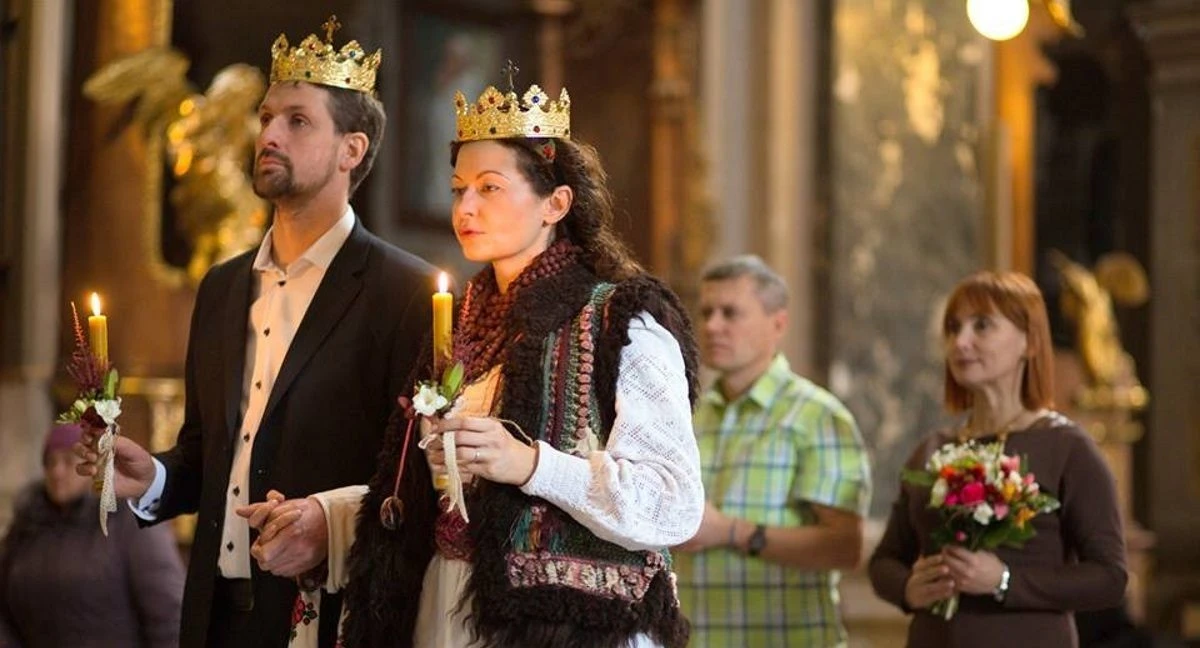 ПЦУ оновила правила щодо дат для вінчання